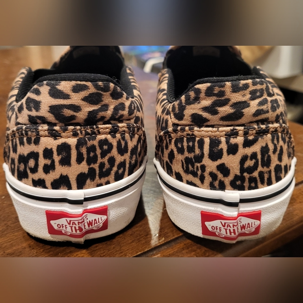 VANS Asher Deluxe Womens Shoes Cheetah Leopard Print Slip On Skate Sneakers Sz 7 - Picture 4 of 7